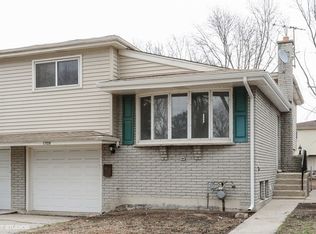 1709 N Windsor Dr, Arlington Heights, IL 60004