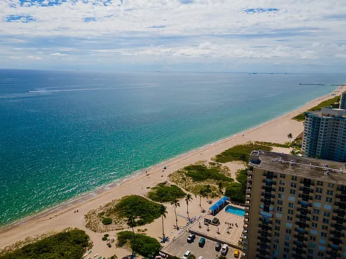 2000 S Ocean Blvd Photo 1