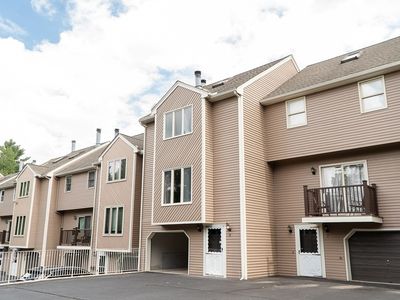 275 Donohue Rd APT 8, Dracut, MA, 01826
