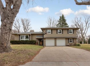 1633 S 99th St, Omaha, NE 68124