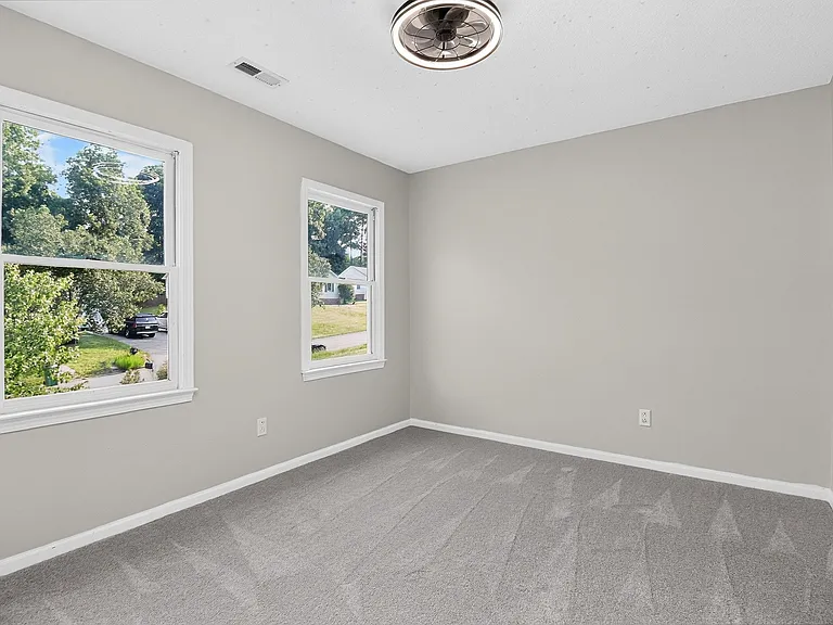 128 Antelope Dr — Photo 6
