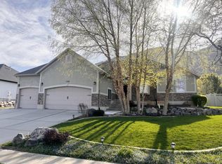 1782 N 925 E, North Ogden, UT 84414