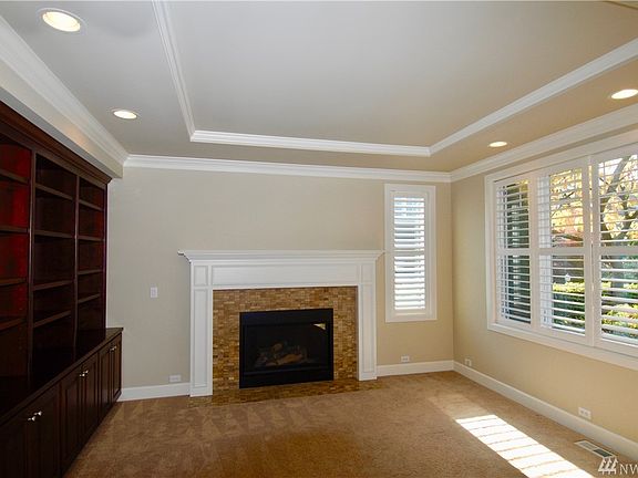 5th image of 21580 SE 3rd Pl