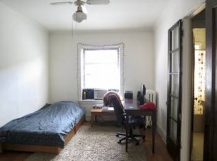 4307 N Winchester Ave APT 3B, Chicago, IL 60613