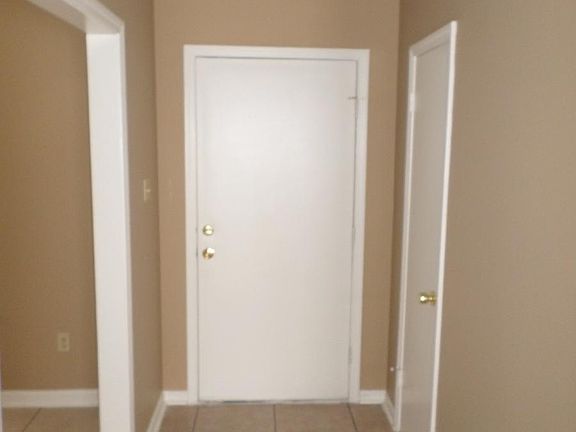 5th image of 6807 Smokey Ln