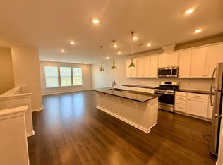 1049 Islip Pl, Durham, NC 27703