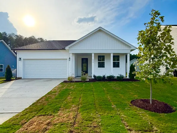 438 Providence Creek Dr, Fuquay Varina, NC 27526