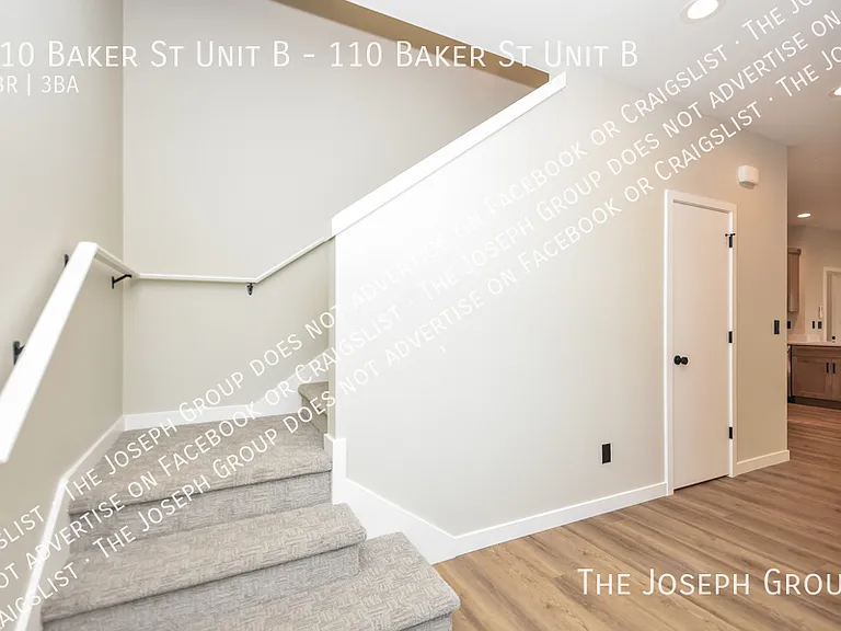 110 Baker St #B — Photo 2