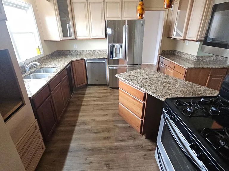 4117 Baker Ln — Photo 6