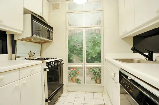 Rented by Town Residential | media 27
