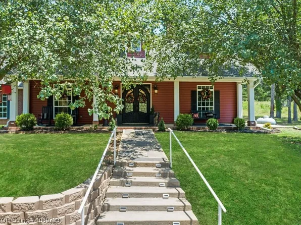 44390 Goats Bluff Rd, Wister, OK 74966