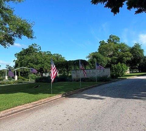 2nd image of 30934 Riverlake Rd #9