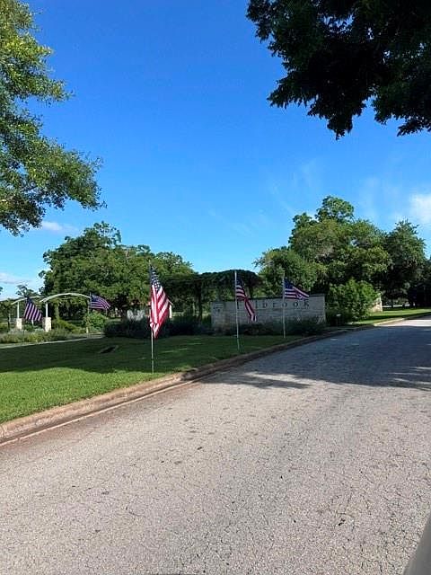 1st image of 30934 Riverlake Rd #9