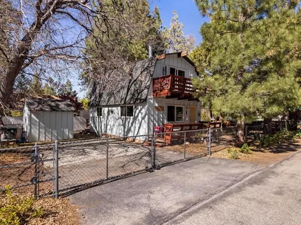 566 Santa Barbara Ave, Sugarloaf, CA 92386