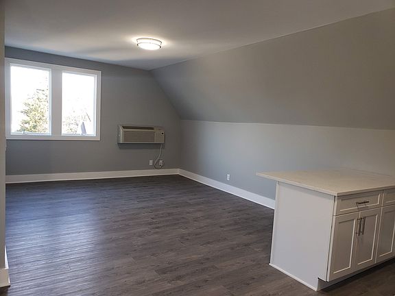 2nd image of 269 Main St #C
