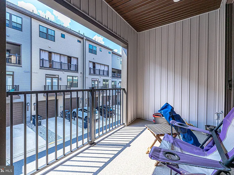 2335 Water Promenade Ave — Photo 56