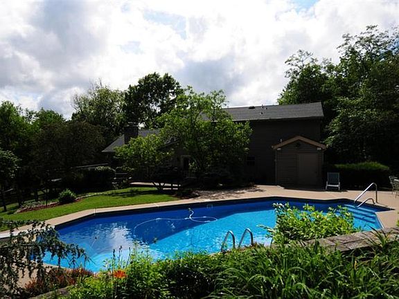 4th image of 7188 Kirby Dr