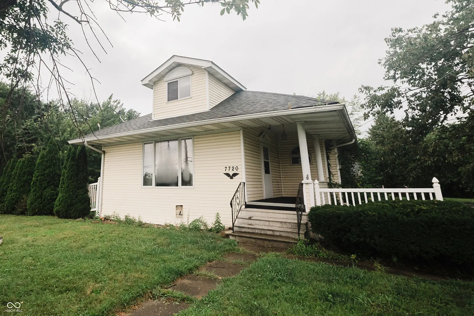 7720 E Hanna Ave photo 1
