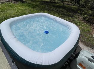 305 Summerfield Ct, North Charleston, SC 29420