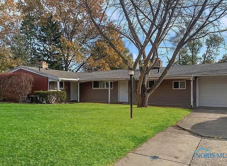 1st image of 3116 W Lincolnshire Blvd