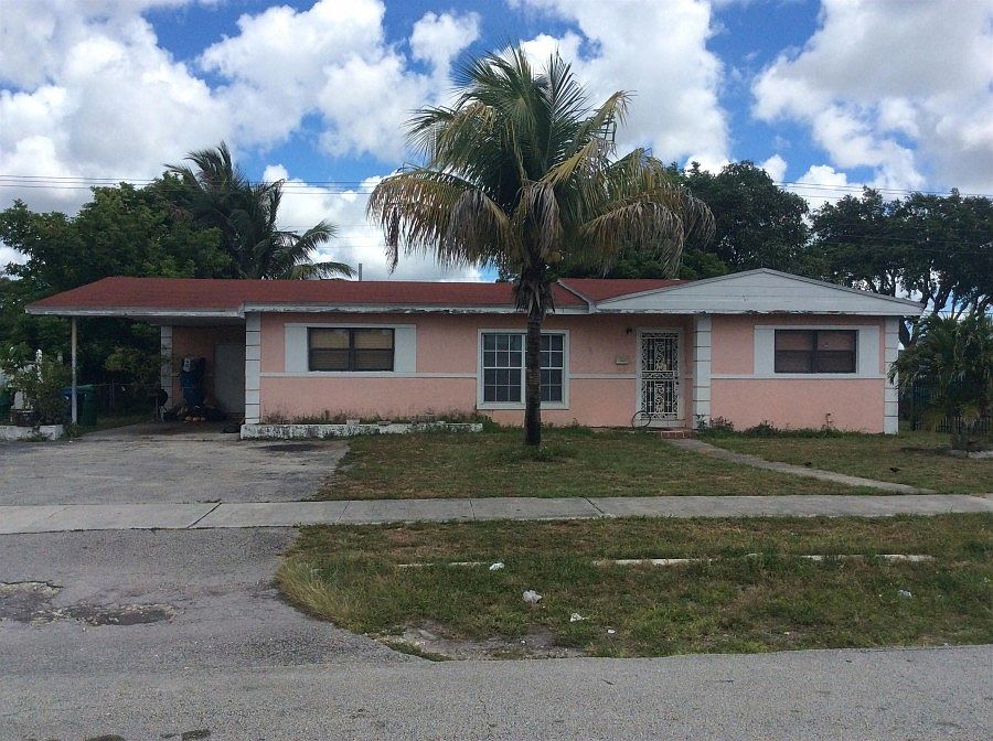1st image of 761 NW 179th St