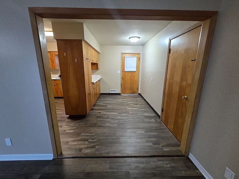 322 Webster St — Photo 14