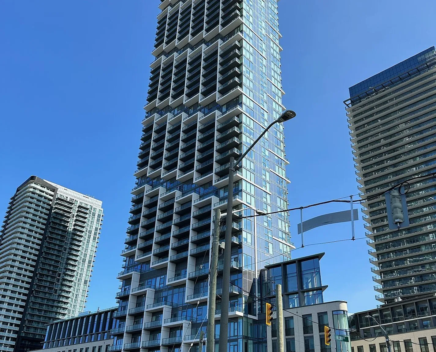 2 bed, $2,900 — Photo 1