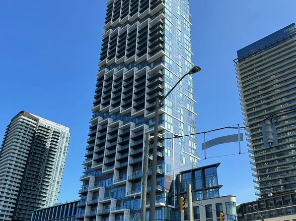 1000 Portage Pkwy #4803, Vaughan, ON L4K 0J6
