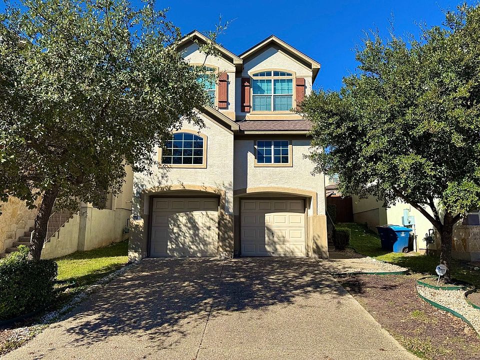 1st image of 21739 Andrews Gdn