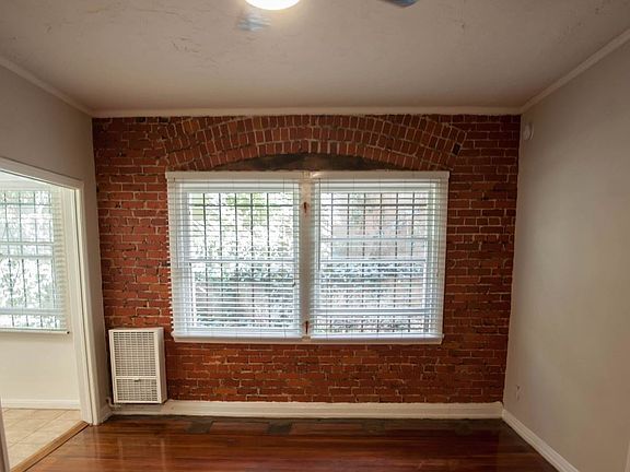 5th image of 3835 W 8th St APT 104