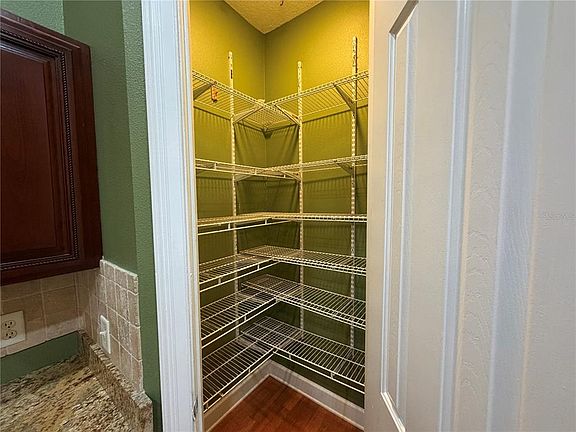 4th image of 11949 Riverhills Dr #11949