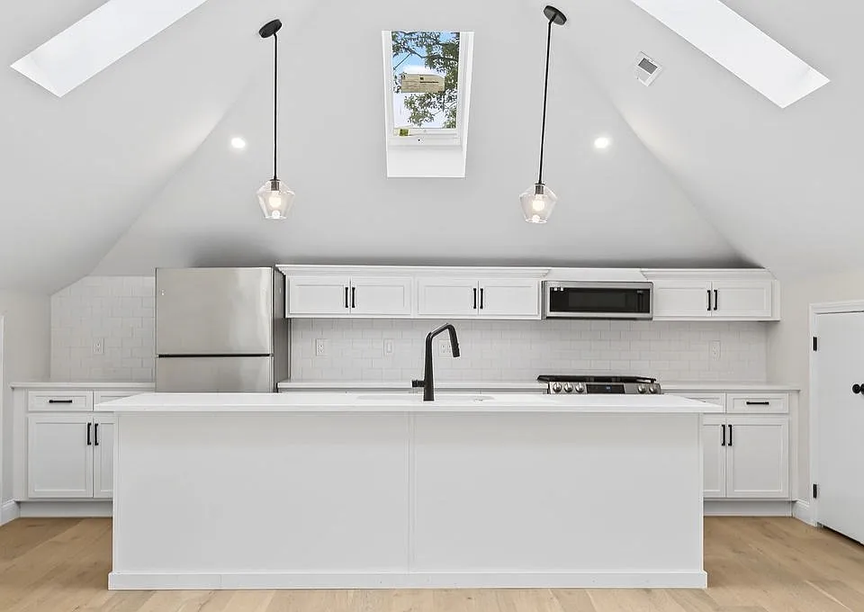 57 Nottinghill Rd #3