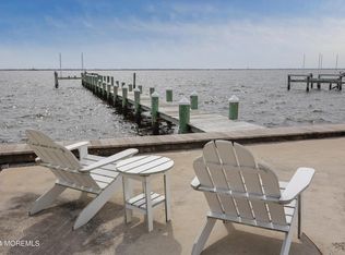 639 Bay View Dr, Toms River, NJ 08753