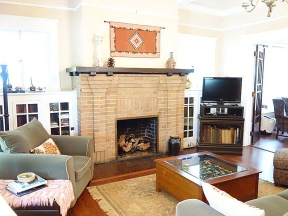 4th image of 102 Madison St #1