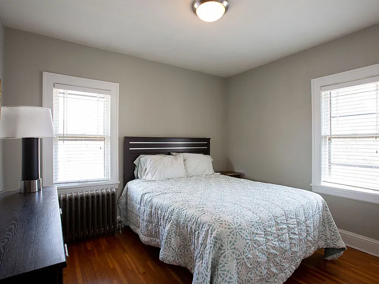 3229 Garfield Ave #202 — Photo 10