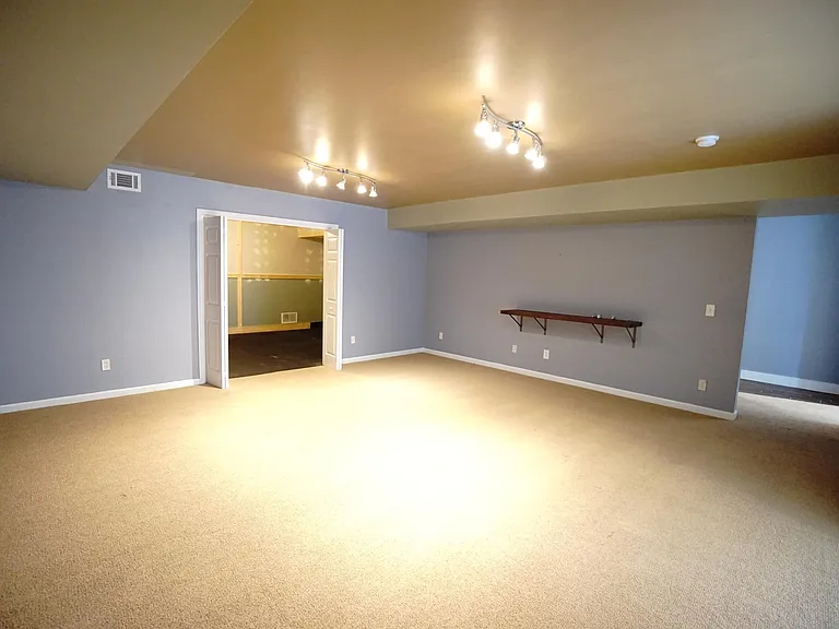 1868 Austins Pointe Dr — Photo 33