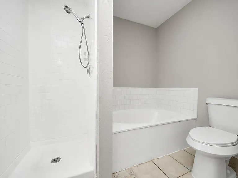 4915 Pecan Grove Dr — Photo 22