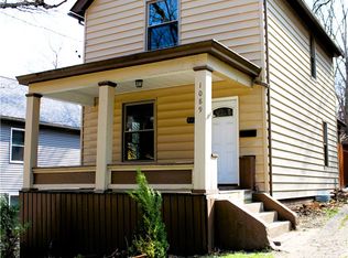 1089 Main St, Coraopolis, PA 15108