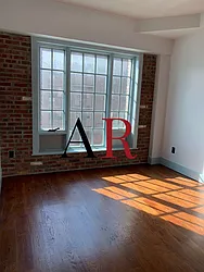 Rented by Lev Mavashev, LREB