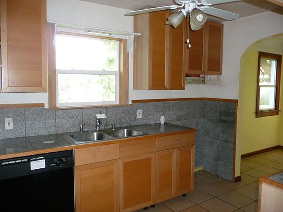 5th image of 4816 Chico Way NW