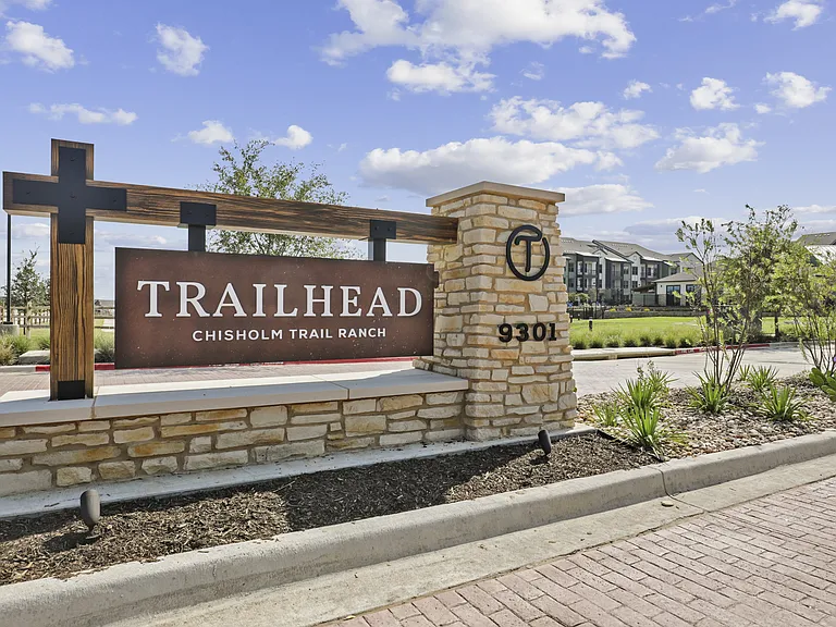 Trailhead at Chisholm Trail Ranch — Photo 35