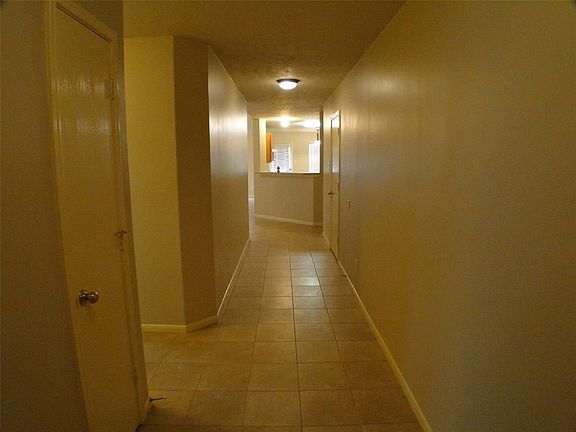 2nd image of 18338 Atascocita Meadows Dr