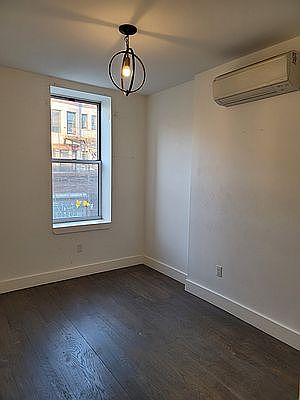 4th image of 824 Saint Johns Pl #2