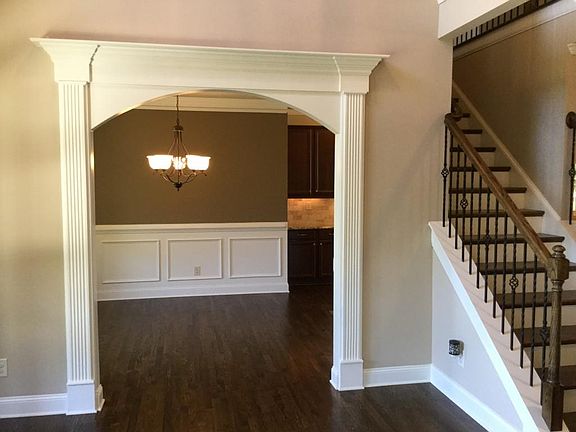 3rd image of 3140 Boyce Dr