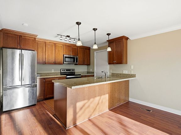 4th image of 3198 S Young Haven Cir #1
