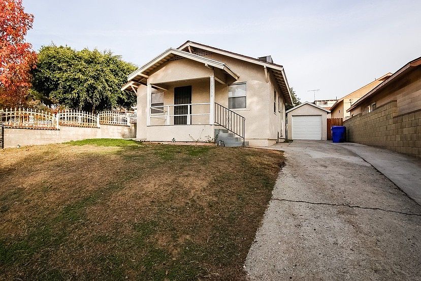 1st image of 12130 Inez St