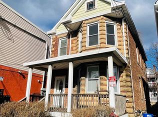 364 Lawrie St, Perth Amboy, NJ 08861