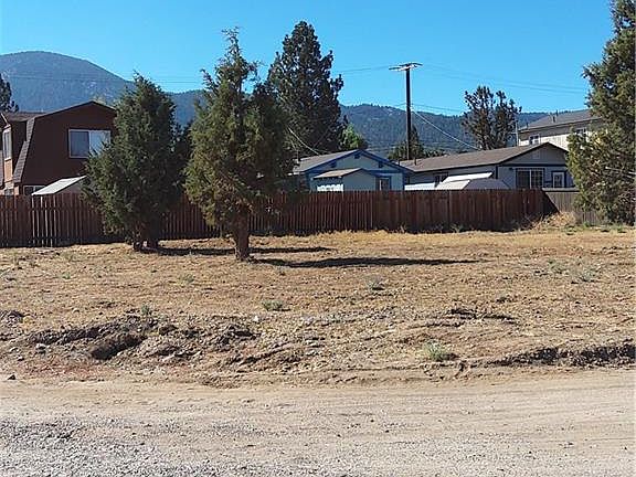 4th image of 2198 6th Ln