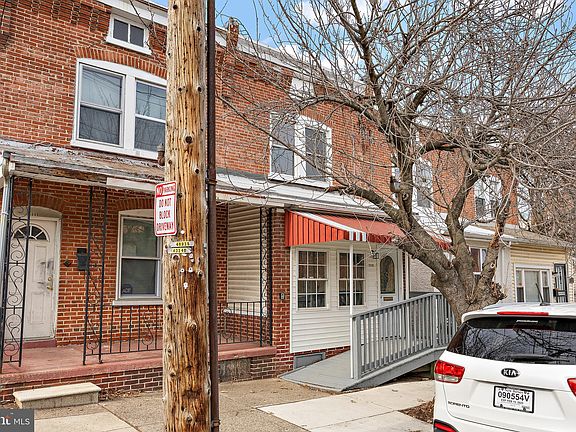 2nd image of 1113 N Pine St