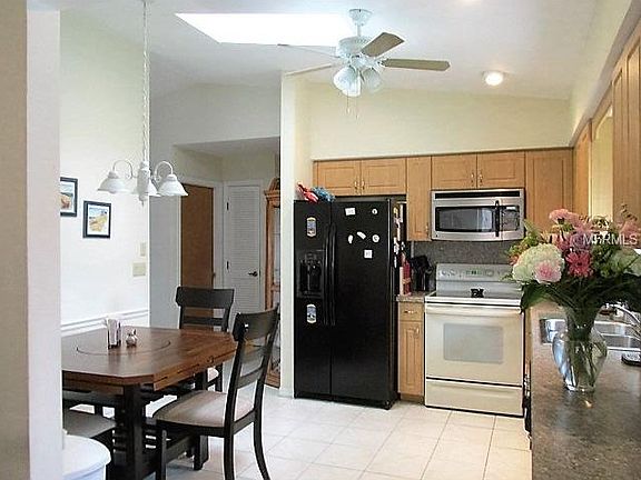 5th image of 11066 Magdalena Ave